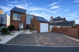 Photo 24- click for photo gallery